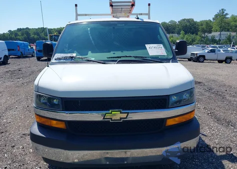 2019 Chevrolet Express 2500 Work Van из США, поврежденный, VIN 1GCWGAFG8K1200816